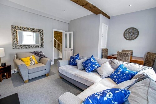 Market Place Apartment Sleeps 4 With Parking