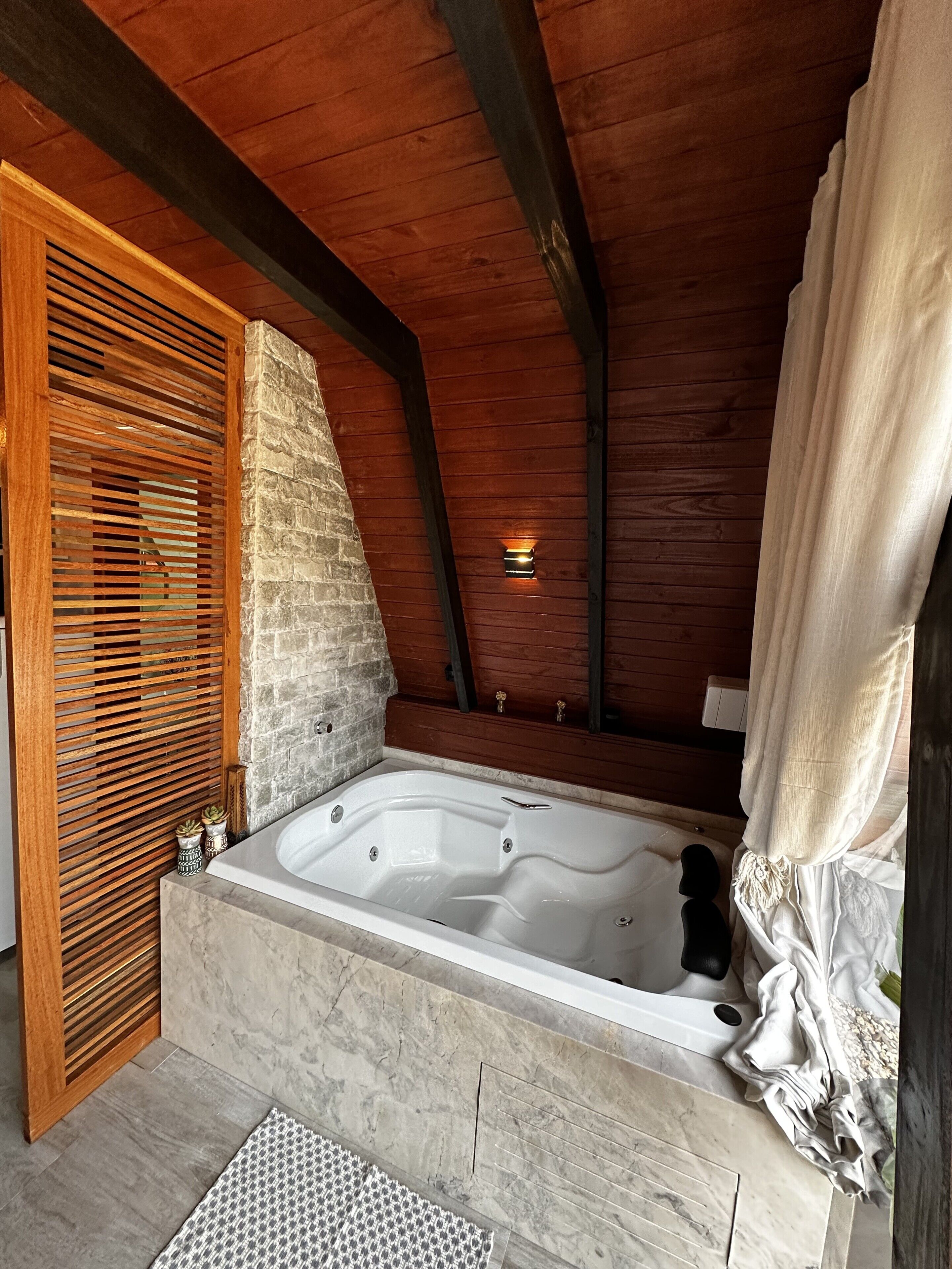 Cabana, varanda | Banheiro