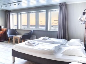 Family Room, Partial Ocean View - Lofoten Bed & Breakfast (Nordland)