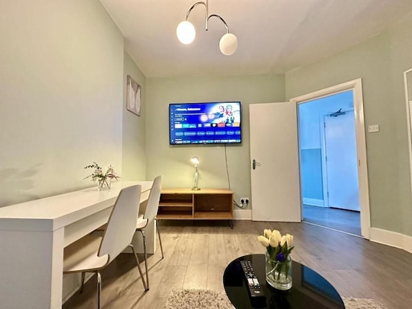 Interior - Apartment at Albert House, Kennington (London)