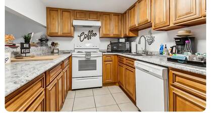 Family Safe NOLA-Area : MSY Airport : GAME ROOM : FREE Park'n : 3 BEDS