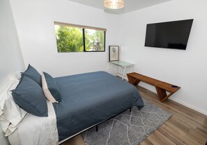 3 chambres, fer et planche à repasser, Wi-Fi, draps fournis