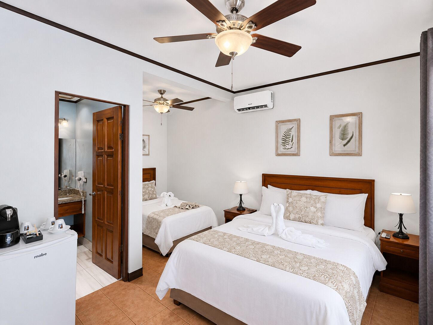 Superior Triple Room | Premium bedding, in-room safe, free WiFi, bed sheets