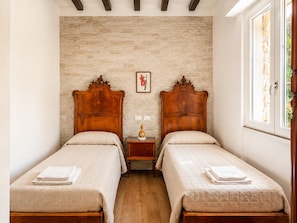 2 chambres, Wi-Fi, draps fournis