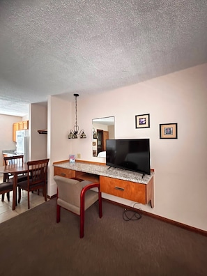 Chambre Standard double, cuisine, vue sur l’océan | Accès au Wi-Fi (inclus), literie fournie