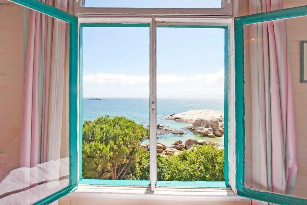Classic House, 4 Bedrooms, Sea View | Interior
