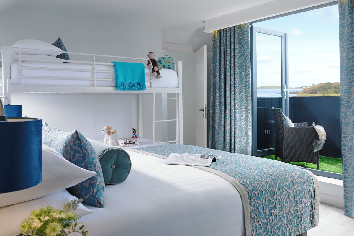 Luxury Penthouse, Balcony, Sea View