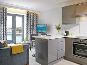 Luxury Apartment | Private kitchen - Asgard Apartments (Westport)