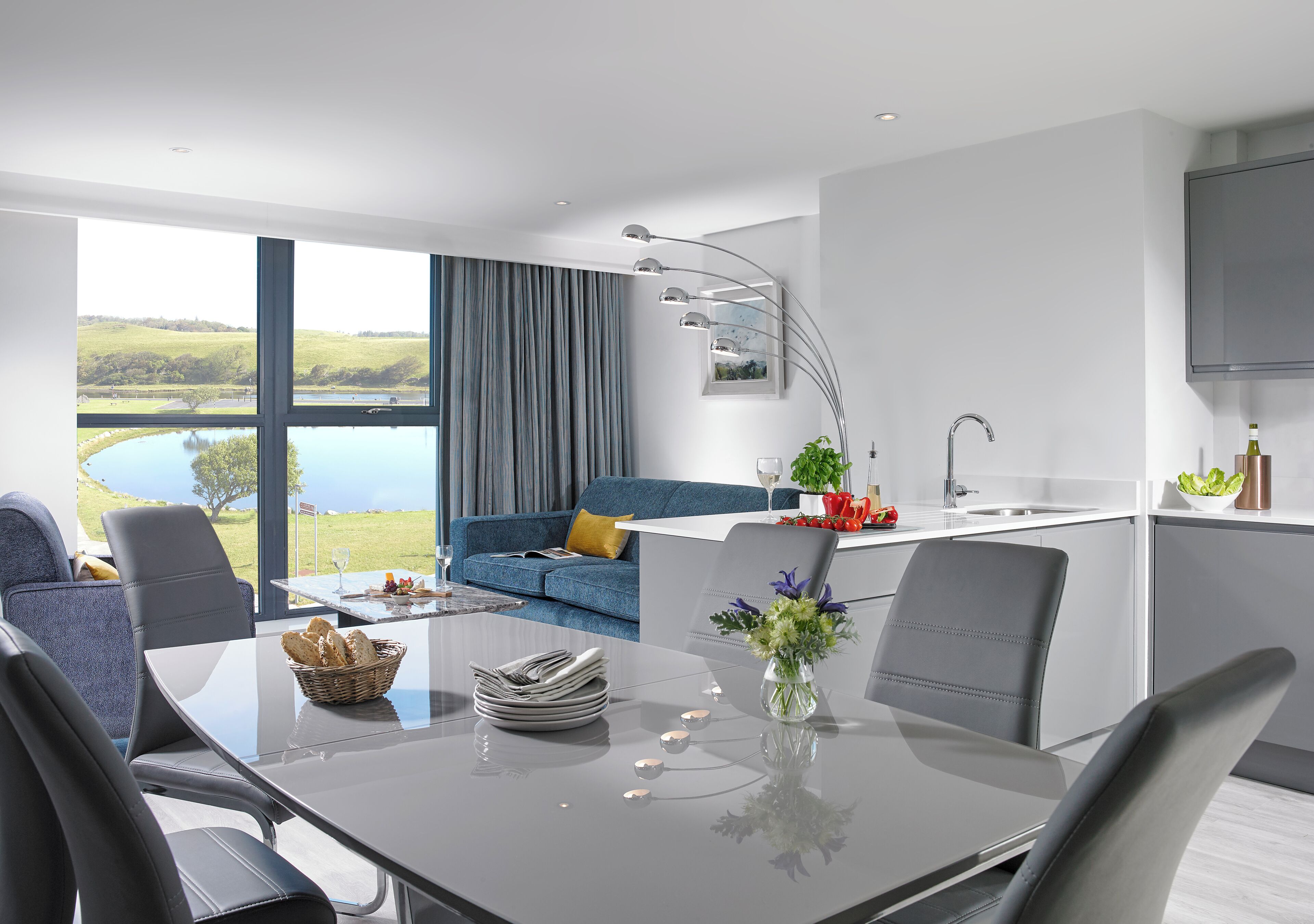 Luxury Penthouse, Balcony, Sea View | Dining