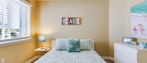3 bedrooms, internet, bed sheets