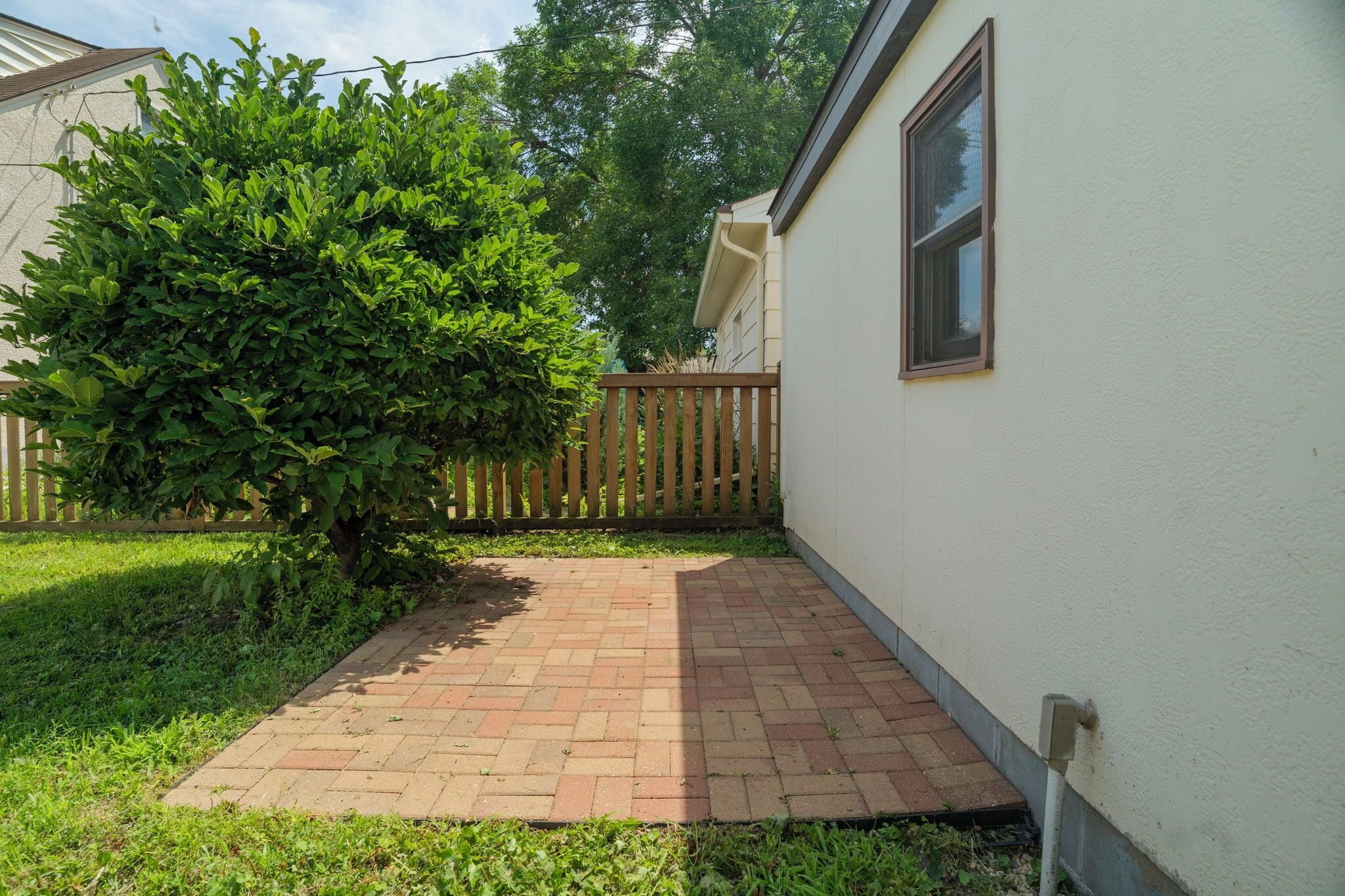 House (3 Bedrooms) | Property amenity