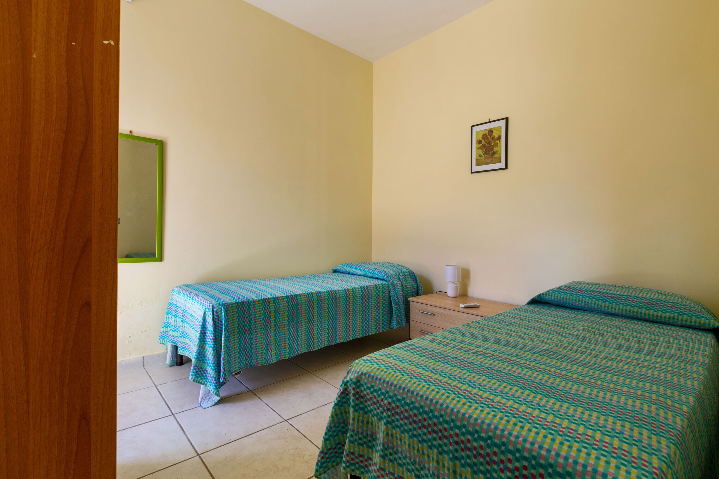 3 chambres, fer et planche à repasser, accès Internet, draps fournis
