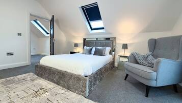 5 bedrooms, WiFi (free)