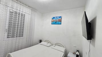 Single Room | Free WiFi