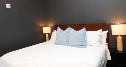 Fully Furnished Fairmount Flats Apartments