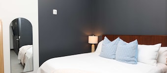 Fully Furnished Fairmount Flats Apartments