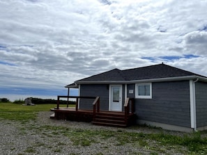 Exterior - Waterfront & breathtaking view - Chalet du Phare (Bonaventure)