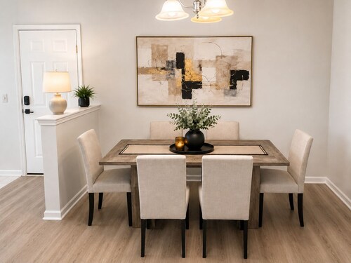 Entire Modern Condo  Clean, Stylish & Comfortable