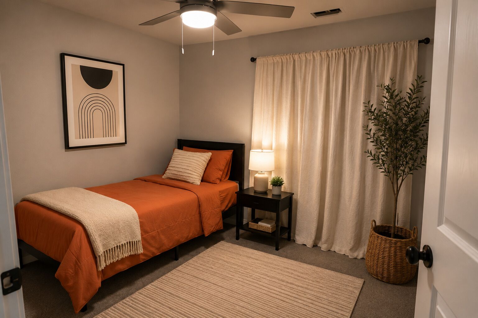 3 bedrooms, iron/ironing board, WiFi, bed sheets