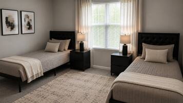 3 bedrooms, iron/ironing board, WiFi, bed sheets