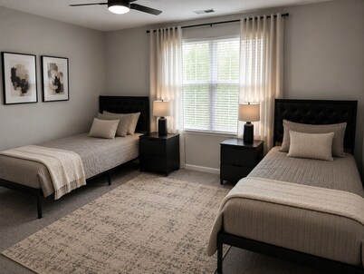 Entire Modern Condo Clean, Stylish & Comfortable