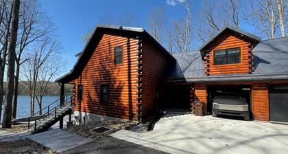 Luxury 7BR Lakefront Log Lodge; Sleeps 18