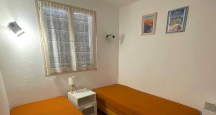 DUPLEX APART SLEEPS 5, AIR CONDITIONING, BEAUTIFUL SEA VIEW, POOL, 3 min BEACH