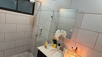 Ferienhaus, 4 Schlafzimmer | Badezimmer