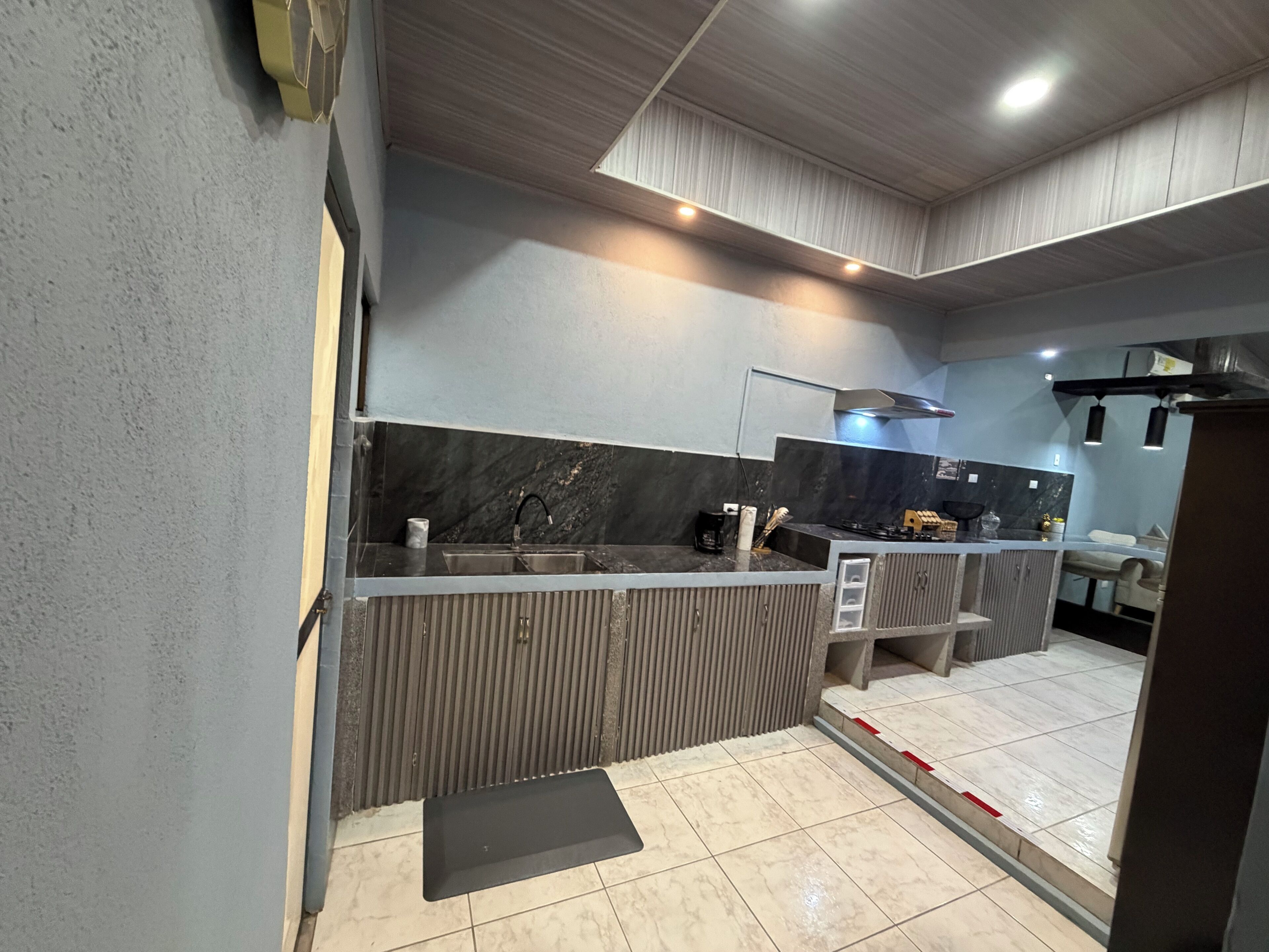 House, 4 Bedrooms | Interior