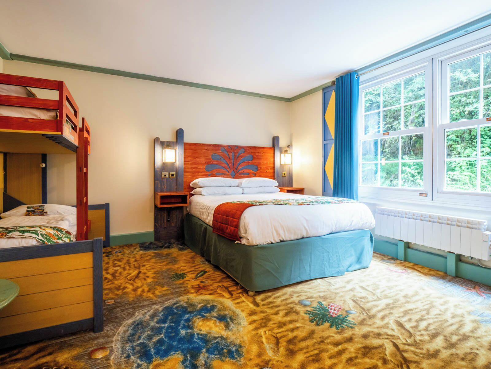 Kolmen hengen perhehuone (Splash Hotel Beachcomber) | Ilmainen Wi-Fi, vuodevaatteet