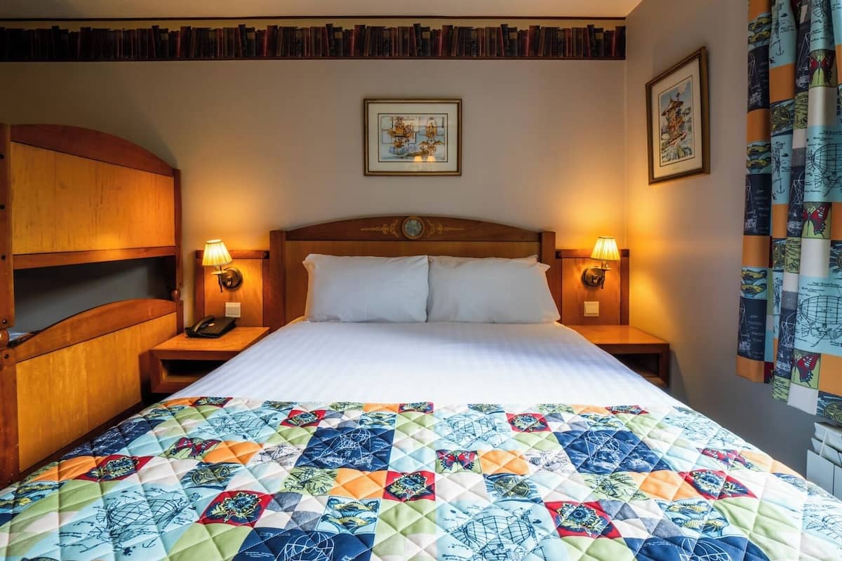 Quarto quádruplo família (Alton Hotel Explorer) | Wi-Fi de cortesia, roupa de cama