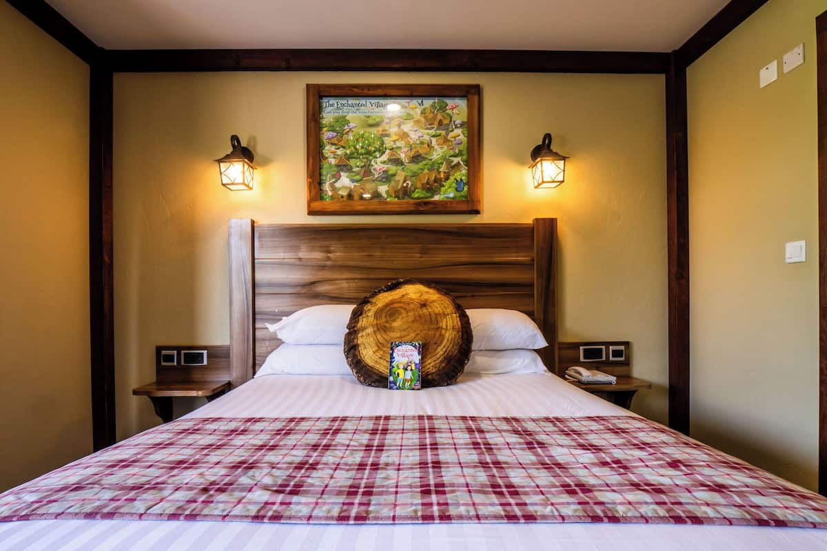 Perhemökki (Enchanted Village Lodge) | Ilmainen Wi-Fi, vuodevaatteet