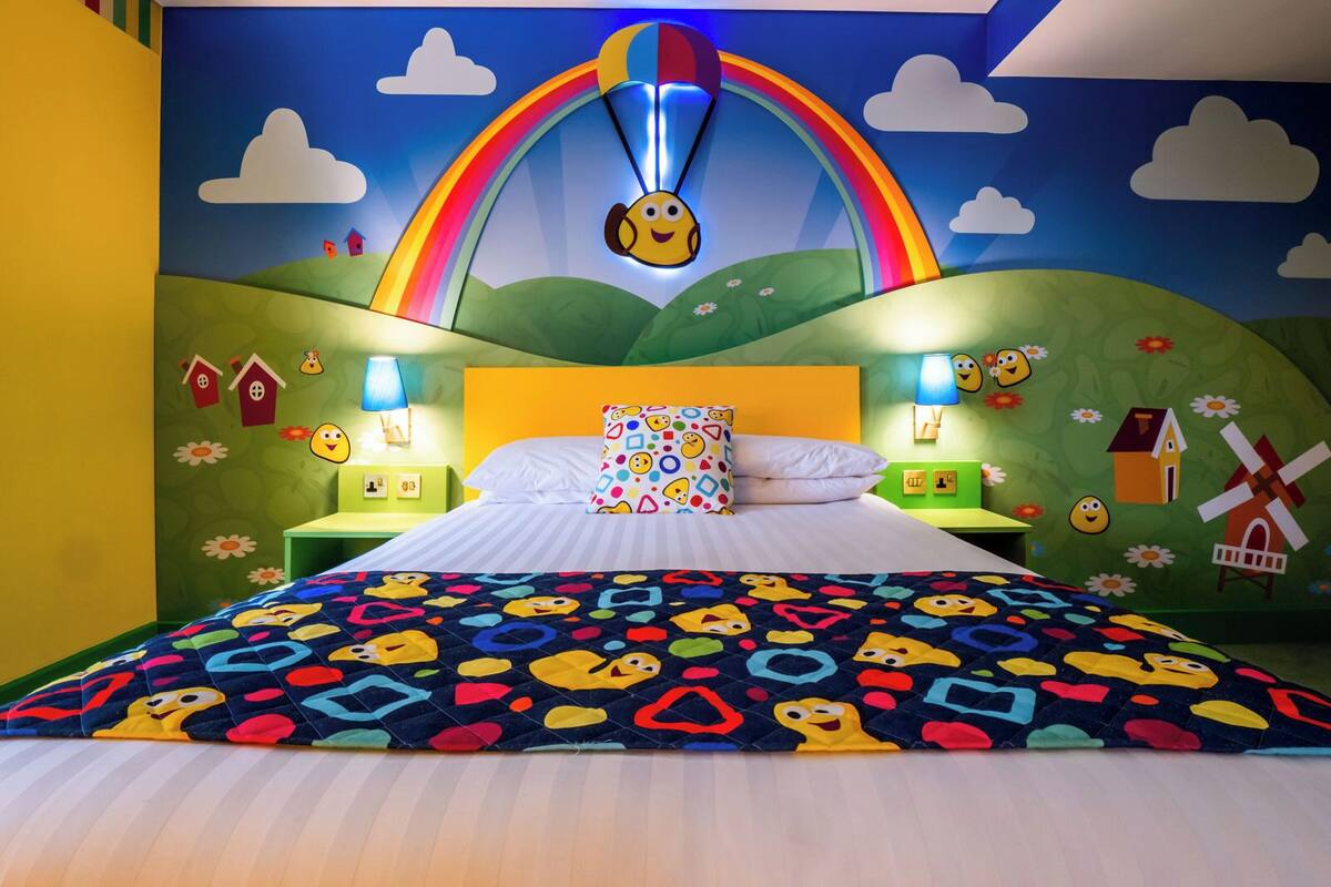 Wi-Fi de cortesia, roupa de cama