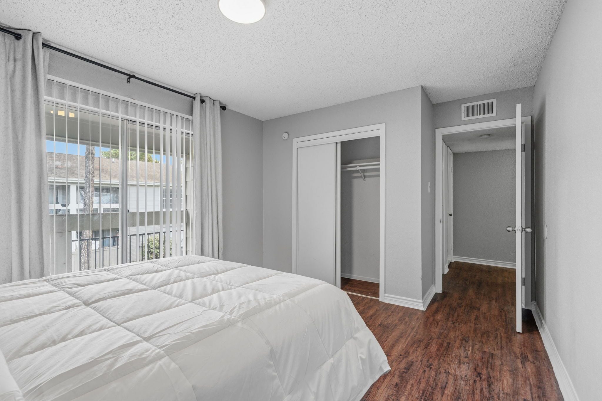 Apartment, Patio, Courtyard View