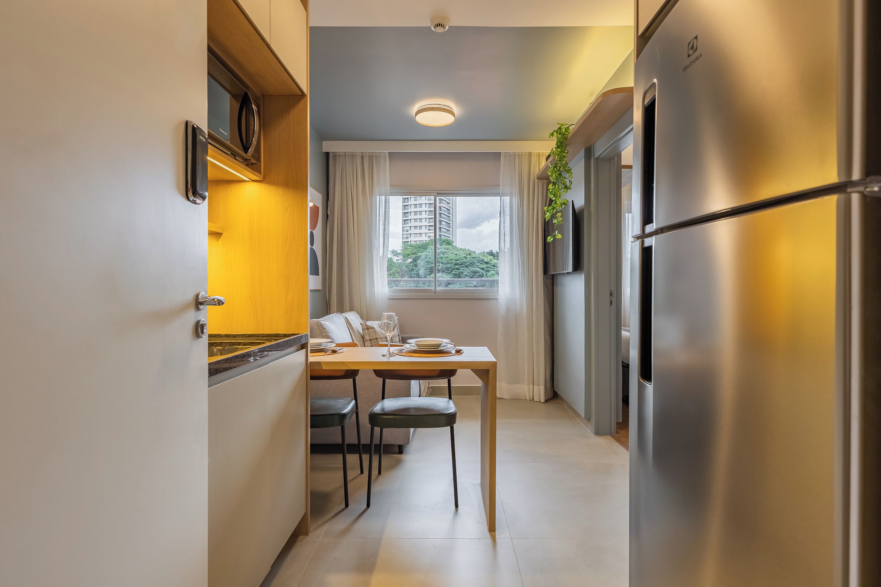Apartemen Kota, 1 Tempat Tidur Queen dengan tempat tidur Sofa, dapur, pemandangan kota | Ruang makan