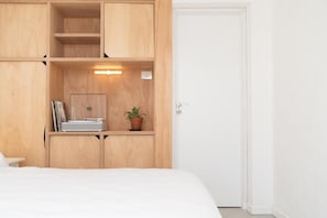 Standard Double Room, Garden View | In-room safe, free WiFi