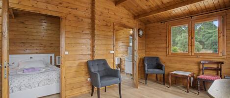 1 室のベッドルーム、WiFi、ベッドシーツ