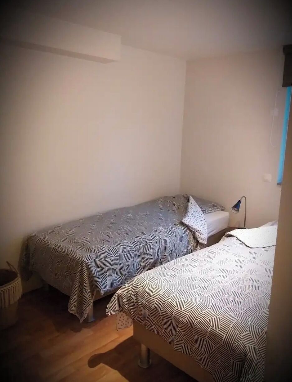 3 bedrooms, iron/ironing board, WiFi