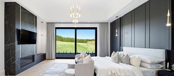 The King Estate | Resort-Style Luxury Escape