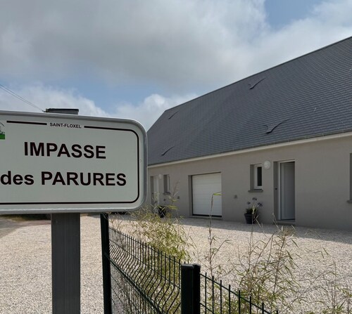 Les Parures d’Anthésim 20 : Cotentin – A/C & Green'Up EV Charger