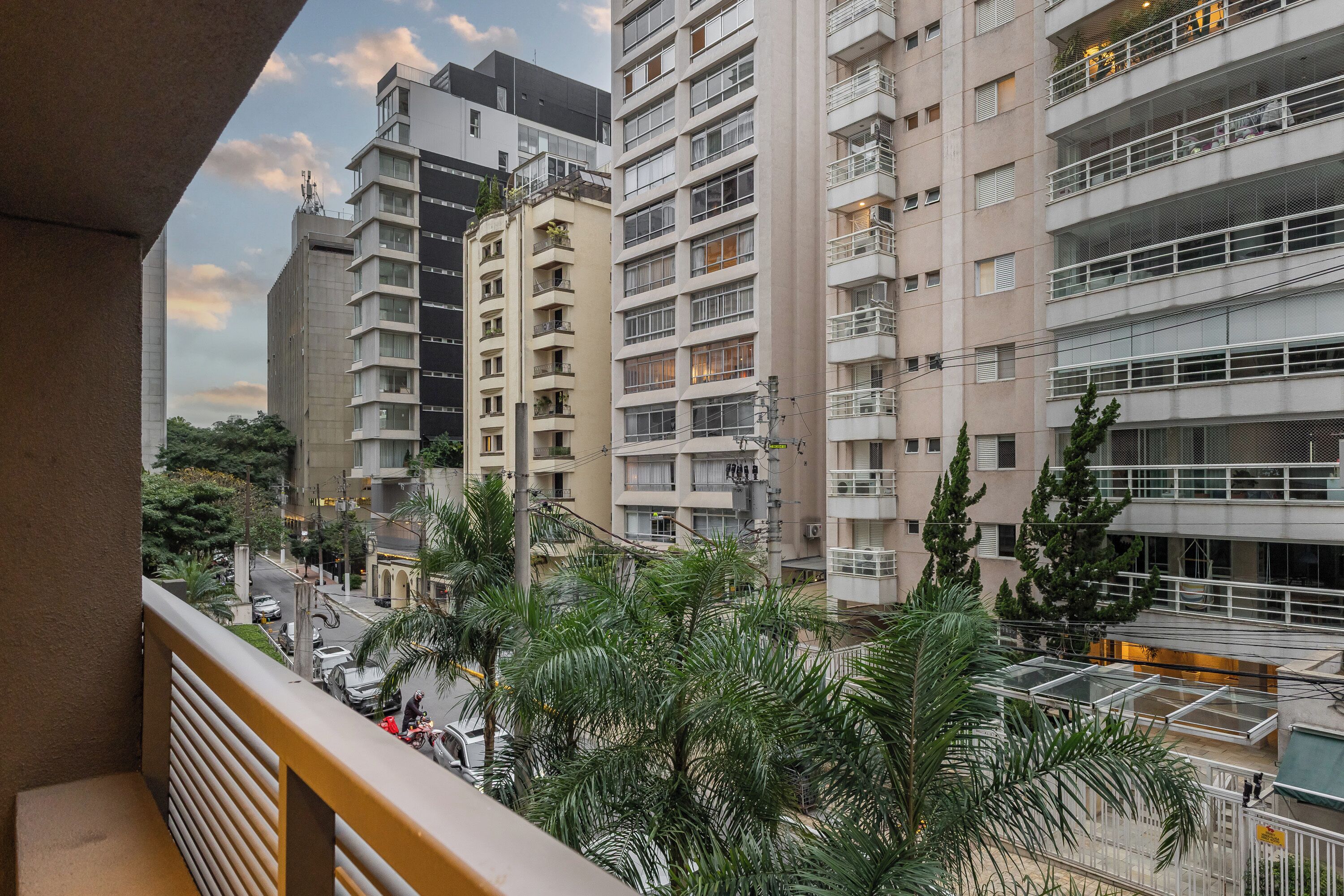 Business Apartment, 1 Double Bed, Balcony, City View | Property grounds