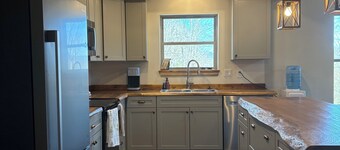Brand New 3-bedroom house in adorable Ligonier