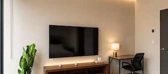 ¡Luxury in SPGG! 1 King & 2 Twin Bed 5ppl Pool Gym