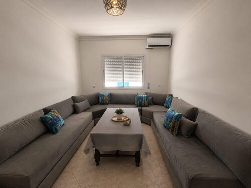 5 min with car from the beach AC free wifi parking