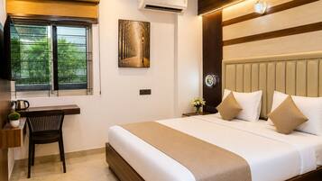 Classic Double or Twin Room, City View | Laptop workspace, free WiFi