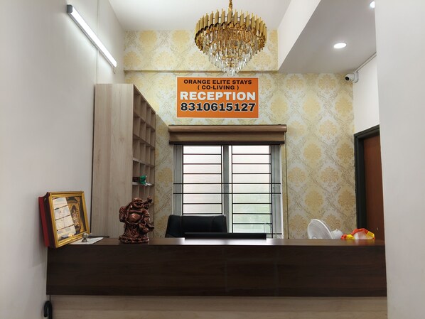 Classic Double or Twin Room, City View | Lobby