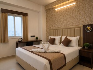 Classic Double or Twin Room, City View | Laptop workspace, free WiFi