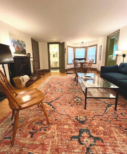 Spacious 3-bedroom in a charming historical house walking distance to downtown