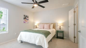 2 bedrooms, WiFi (free), bed sheets