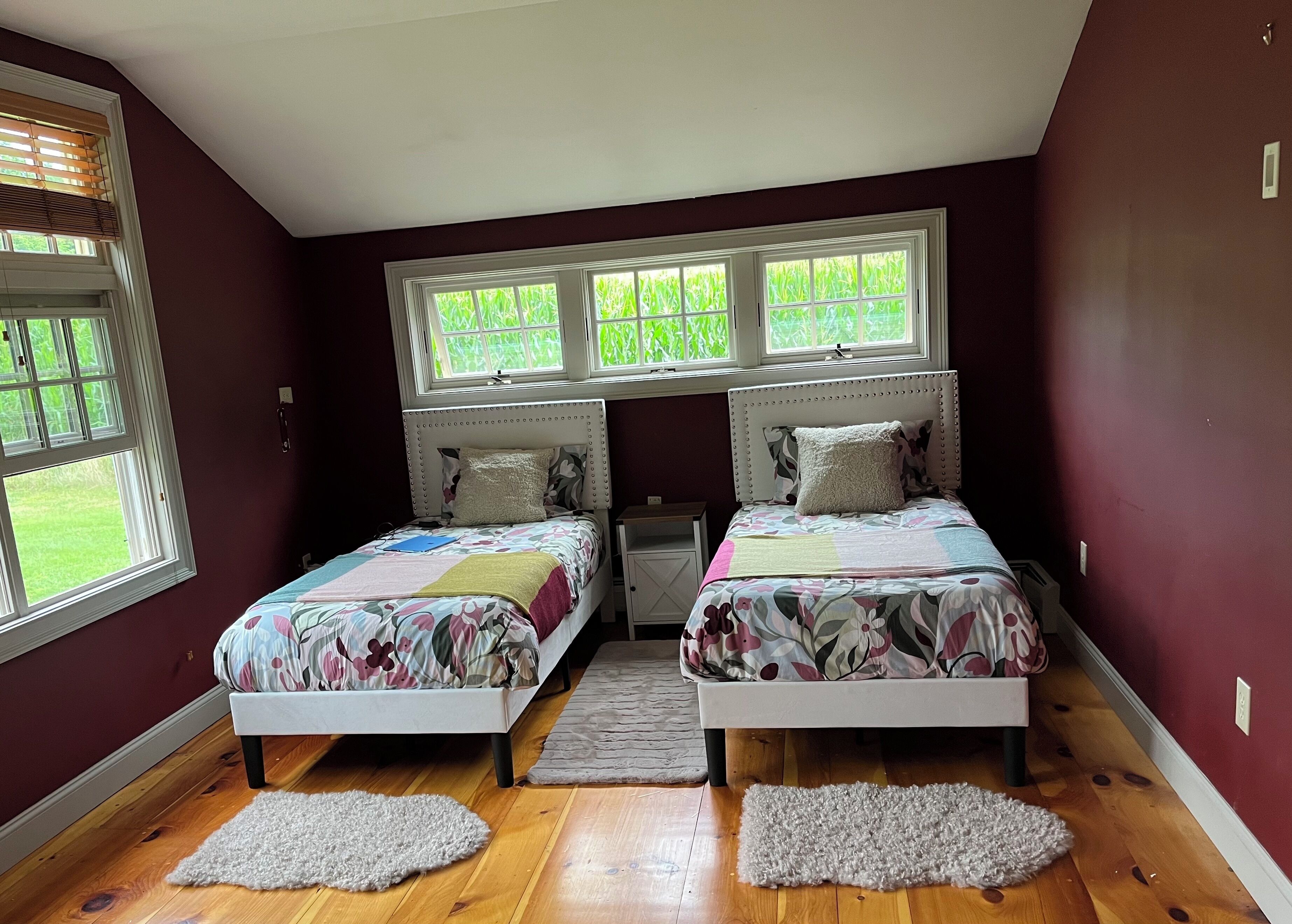 3 dormitorios, tabla de planchar con plancha, wifi gratis y ropa de cama